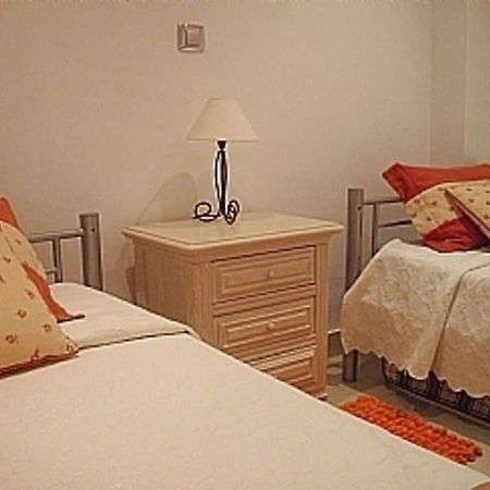 Modern 2 Bed Apartment ヴァーレ・ド・ローボ エクステリア 写真
