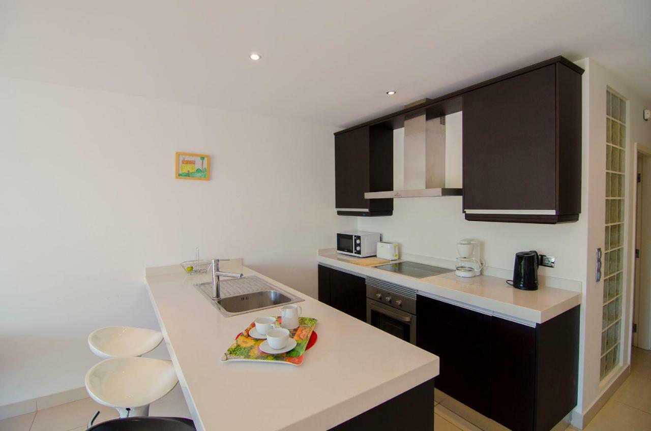 Modern 2 Bed Apartment ヴァーレ・ド・ローボ エクステリア 写真