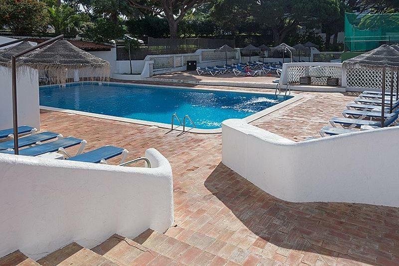 Modern 2 Bed Apartment ヴァーレ・ド・ローボ エクステリア 写真
